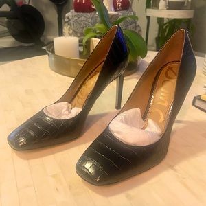 Sam Edelman Beth Square Toe shoes. Brand new, never worn. Heel is 3.75”